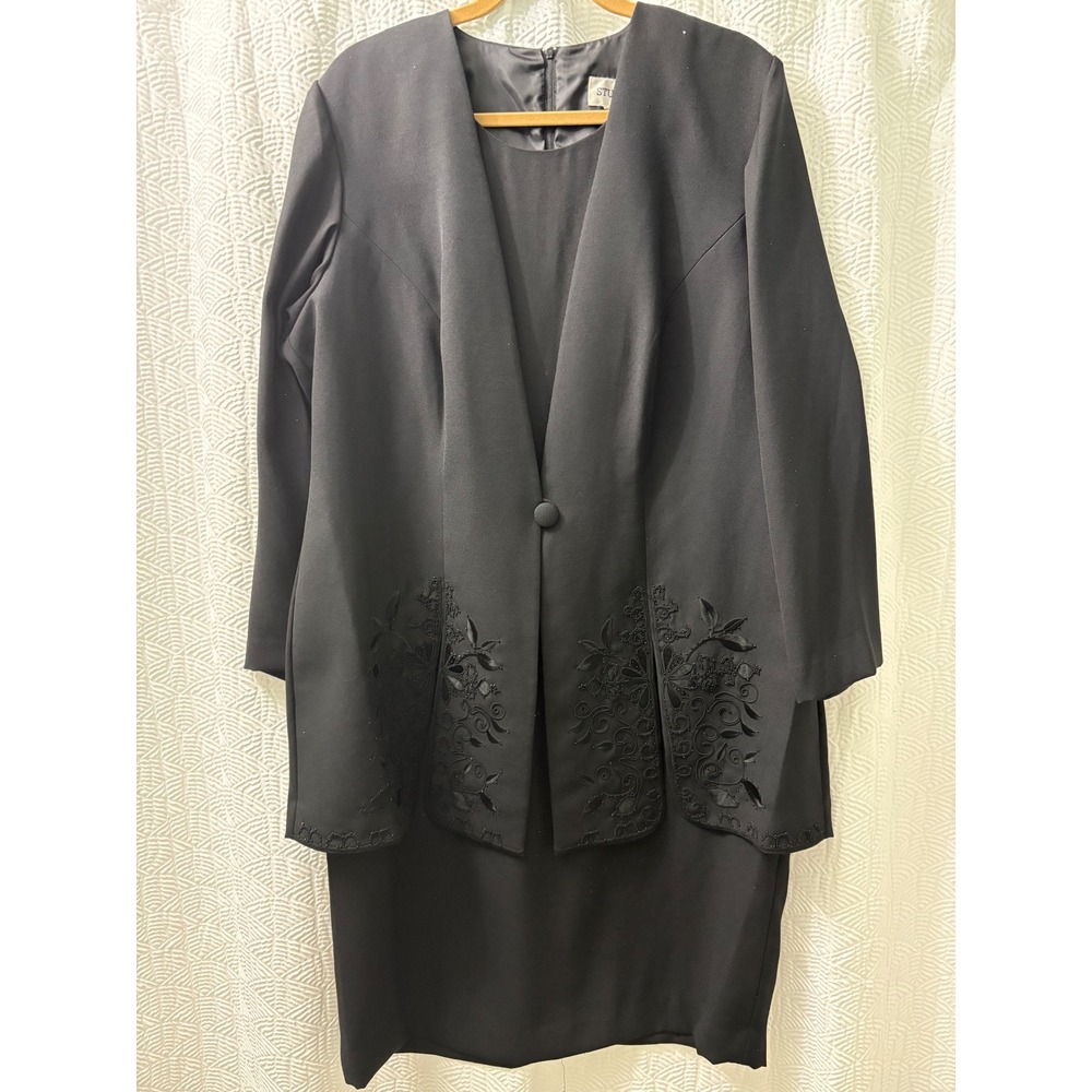 Studio I Embroidered Dress Suit Formal Career Jacket Dress Black 18W‎